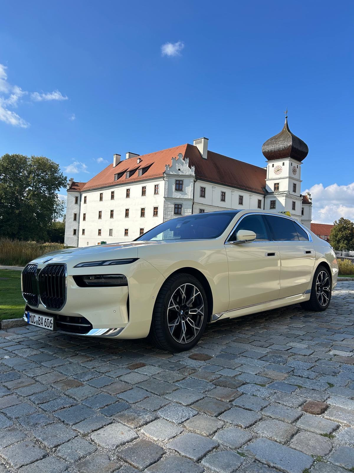 Taxi Adali Fahrzeug Neu 6